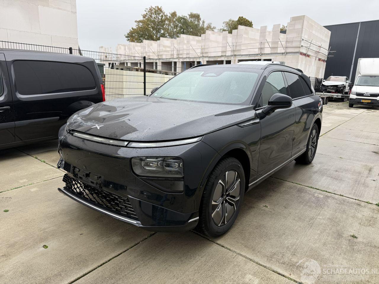 Xpeng G9 RWD LONG RANGE 98 kWh-360 CAMERA- NAVI- LEDER-GLAZENDAK-ACTIERADIUS 570 KM