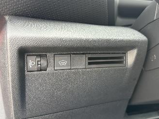 Citroën C4 1.2 Hybrid 136 Buss AUTOMAAT-CAMERA-CLIMA picture 15