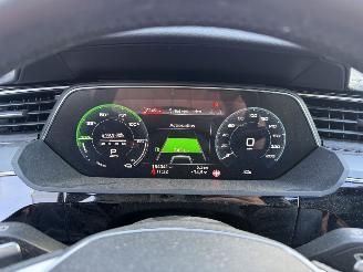 Audi E-tron 50 Quatro Launch Edition Plus 71 kWh PANO-LEDER-NAVI-PDC picture 17