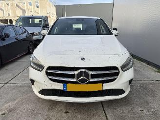 Mercedes B-klasse 200d Advantage 150PK - AUTOMAAT - CAMERA picture 15