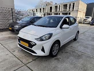 uszkodzony samochody osobowe Hyundai I-10 1.0 Mt Comfort 2024/1