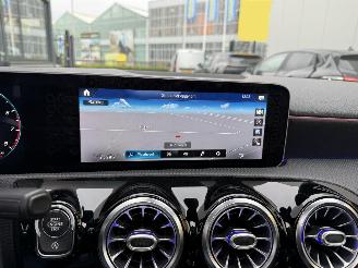 Mercedes A-klasse A180 BUSINESS SOLUTION AMG PANO - SFEER picture 16