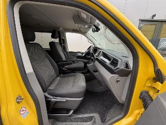 Volkswagen Transporter 2.0 TDI L2H1 30 DC DSG 150PK - NAVI - AIRCO - CRUISE picture 12