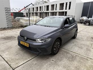 krockskadad bil auto Volkswagen Polo 1.0 TSI Life 95 PK 2023/9