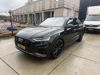 Vaurioauto  passenger cars Audi Q8 55 TFSI e QUATRO S-LINE -PLUG IN HYBRID -CAMERA-KEYLESS-LUCHTVERING 2021/7