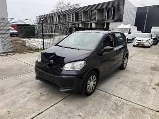 krockskadad bil auto Volkswagen Up! 1.0 65 PK-PDC-CRUISE 2023/5