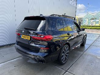 BMW X7 xDRIVE 40i High Executive 7pers-PANO-LEDER-360 CAMERA-4 WIEL BESTURING picture 5