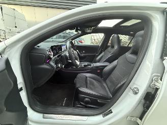 Mercedes A-klasse 200 Business Solution AMG-PANO-CAMERA-NAVI picture 9