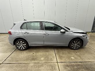 Volkswagen Golf 1.4 eHybrid PHEV STYLE 204PK - NAVI - IQ LIGHT - PDC picture 7