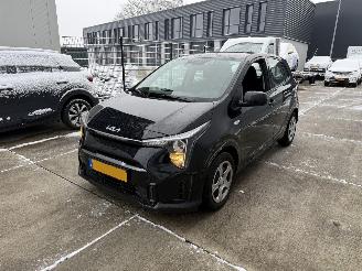 Schadeauto Kia Picanto 1.0 DPI Dynamicline AUTOMAAT-CLIMA-PDC-CAMERA 2024/12