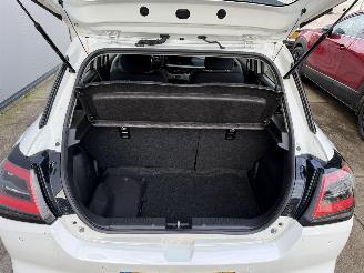 Suzuki Swift 1.2 Comfort Smart Hybrid CAMERA - CARPLAY - KEYLESS picture 10