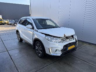 Suzuki Vitara 1.4 Boosterjet AllGrip Select 4X4 CAMERA - NAVI - LED picture 2