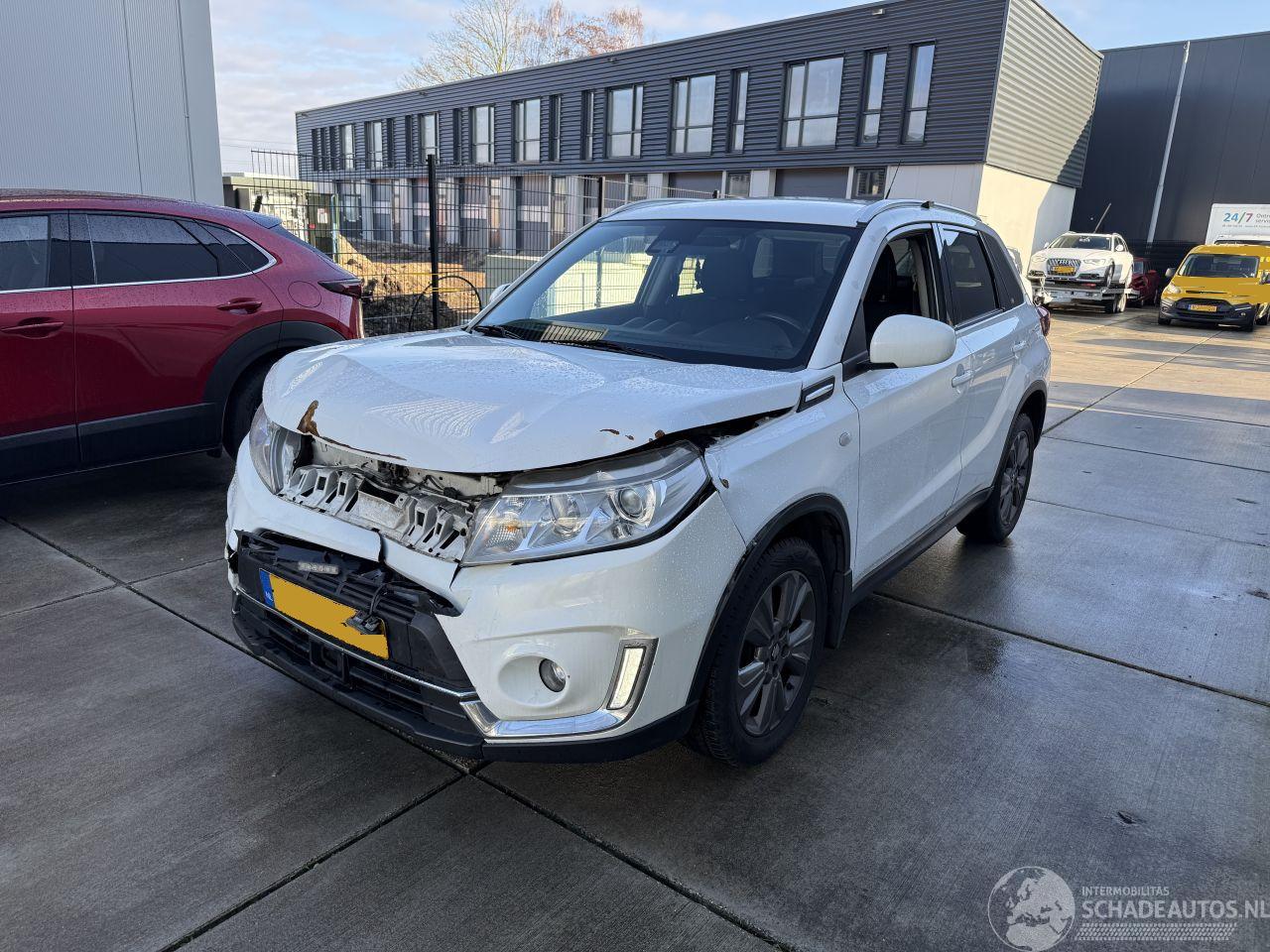Suzuki Vitara 1.4 Boosterjet AllGrip Select 4X4 CAMERA - NAVI - LED