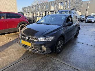 škoda osobní automobily Volkswagen Polo 1.0TSI LIFE NAVI - AIRCO - LED 2023/10