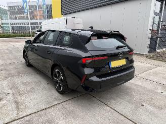 Opel Astra Sports Tourer 1.6 Hybrid Level2 PHEV picture 4