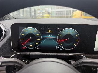 Mercedes B-klasse 180 Business Solution AUTOMAAT-PANO-CAMERA-NAVI-LEDER picture 20