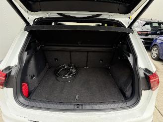 Volkswagen Tiguan 1.4 TSI e-HYBRID PHEV R-LINE Business+ PANO-KEYLESS-NAVI-360 CAMERA picture 11