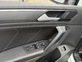 Volkswagen Tiguan 1.4 TSI e-HYBRID PHEV R-LINE Business+ PANO-KEYLESS-NAVI-360 CAMERA picture 16