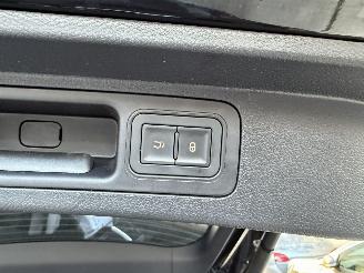 BYD Seal U 87 kWh 218 PK NAVI-LEDER-PDC-GLAZENDAK picture 11