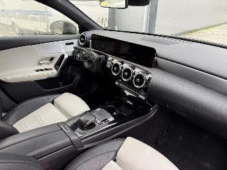 Mercedes A-klasse 220 Premium Plus AUTOMAAT-PANO-NAVI-LEDER picture 6