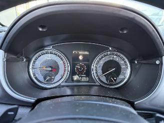 Suzuki Swift 1.4 Boosterjet ALGRIP Select 4X4 CAMERA-NAVI-LED picture 19