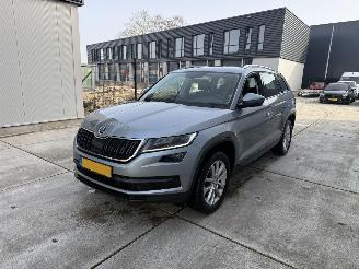 krockskadad bil auto Skoda Kodiaq 1.5 TSI Business Edition 7P -AUTOMAAT-NAVI-CAMERA-PDC 2021/5