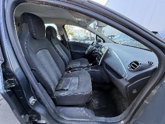 Renault Zoé Q90 Intens Quickcharge 41 kWh -AIRCO-PDC-EIGEN ACCU picture 17