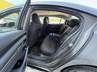 Mazda 3 2.0 e-SkyActiv-X M HYBRID 180 -NAVI-PDC-CLIMA picture 10