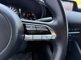 Mazda 3 2.0 e-SkyActiv-X M HYBRID 180 -NAVI-PDC-CLIMA picture 17
