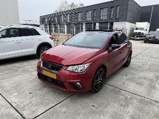 Voiture accidenté Seat Ibiza 1.0 TSI FR Business Intense -PANO-NAVI-CAMERA-PDC 2019/11