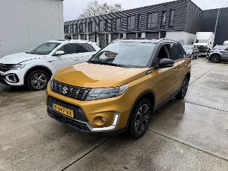 Voiture accidenté Suzuki Vitara 1.4 Boosterjet Style Smart Hybrid-LEDER-PANO-CAMERA-NAVI 2022/1