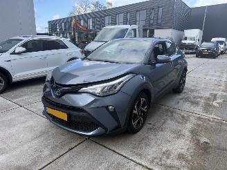 Voiture accidenté Toyota CH-R 2.0 Hybrid Dynamic -NAVI-PDC-CAMERA-CRUISE 2023/12
