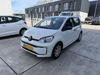 Schadeauto Volkswagen e-Up! e-Up! CAMERA - CRUISE - DAB - LED 2021/12