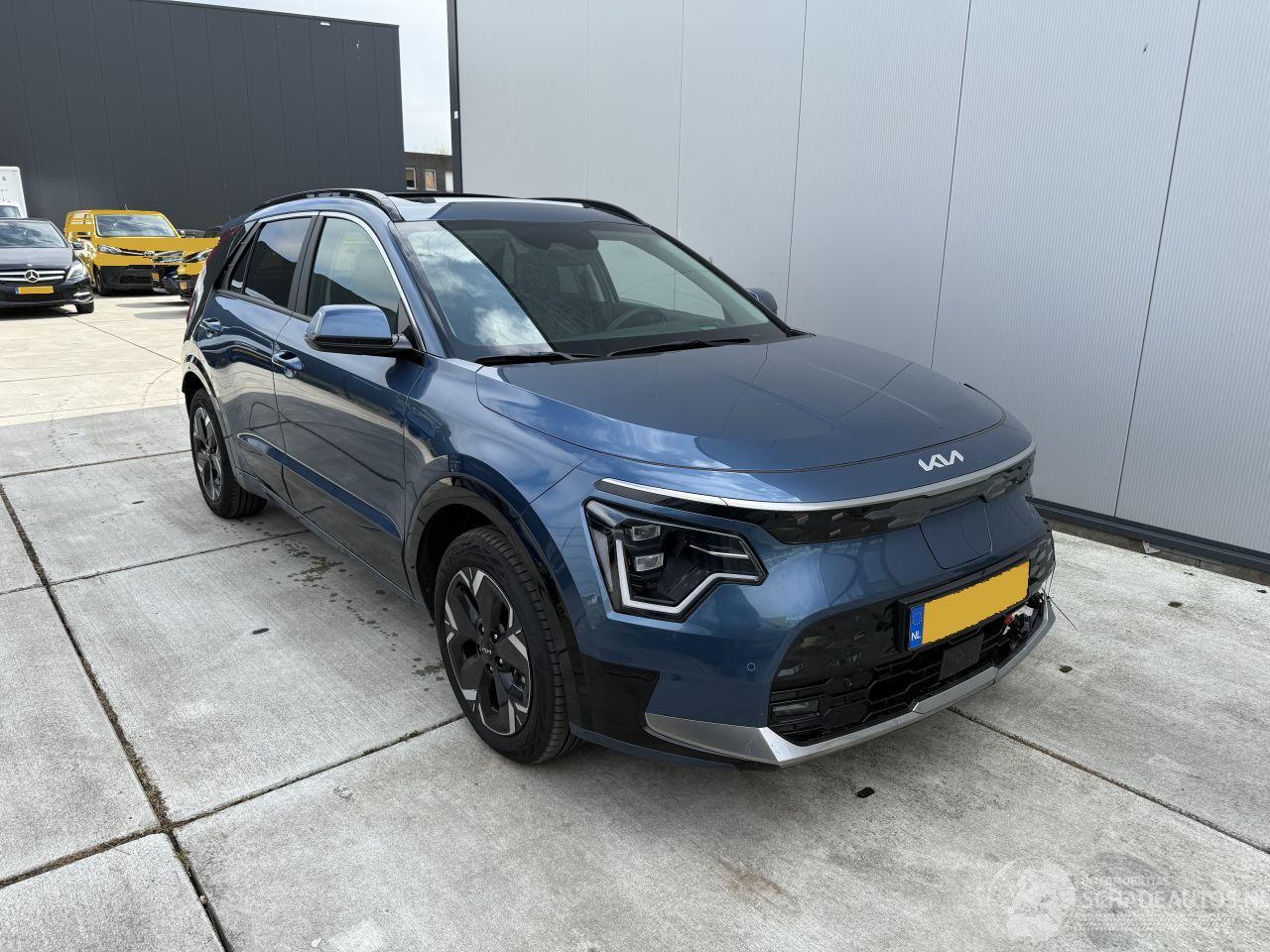 Kia Niro e-Niro Executive Line 64.8 kWh-SCHUIFDAK-LEDER-CAMERA-NAVI