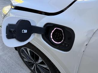 Ford Kuga 2.5 PHEV ST-Line X 210 PK -NAVI-CAMERA-PDC picture 17