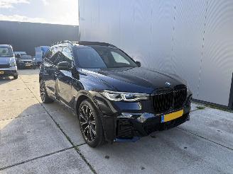 škoda osobní automobily BMW X7 xDrive 40i High Executive-PANO-LEDER-HEAD UP-360 CAMERA-4 WIEL BESTURING 2022/4