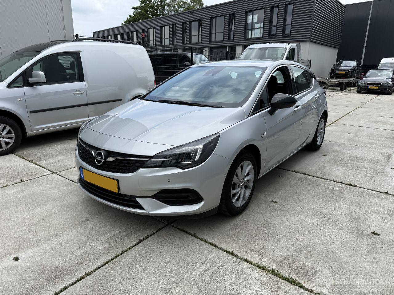 Opel Astra 1.2 Blits Elegance -NAVI-CAMERA-KEYLESS-PDC