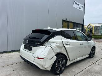 Nissan Leaf CONNECTA 40 kWh-CAMERA-PDC-NAVI-STOELVERWARMING picture 4