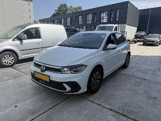 krockskadad bil auto Volkswagen Polo 1.0 TSI Life EDITION-CAMERA-NAVI-PDC-CRUISE 2024/8