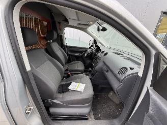 Volkswagen Caddy 1.6 TDI AUTOMAAT-NAVI-EXENON-AIRCO picture 11