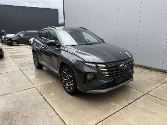 krockskadad bil auto Hyundai Tucson 1.6 T-GDI HEV Comfort -NAVI-CAMERA-CRUISE-CLIMA 2023/11