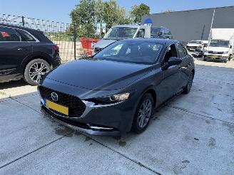 škoda osobní automobily Mazda 3 2.0 e-Skyactive-X M HYBRID 180-CLIMA-PDC-NAVI-CRUISE 2020/9