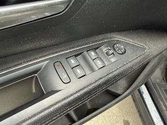 Peugeot 5008 1.2 PureTech Bleu Lease Premium -CAMERA-NAVI-LEDER-CRUISE picture 14