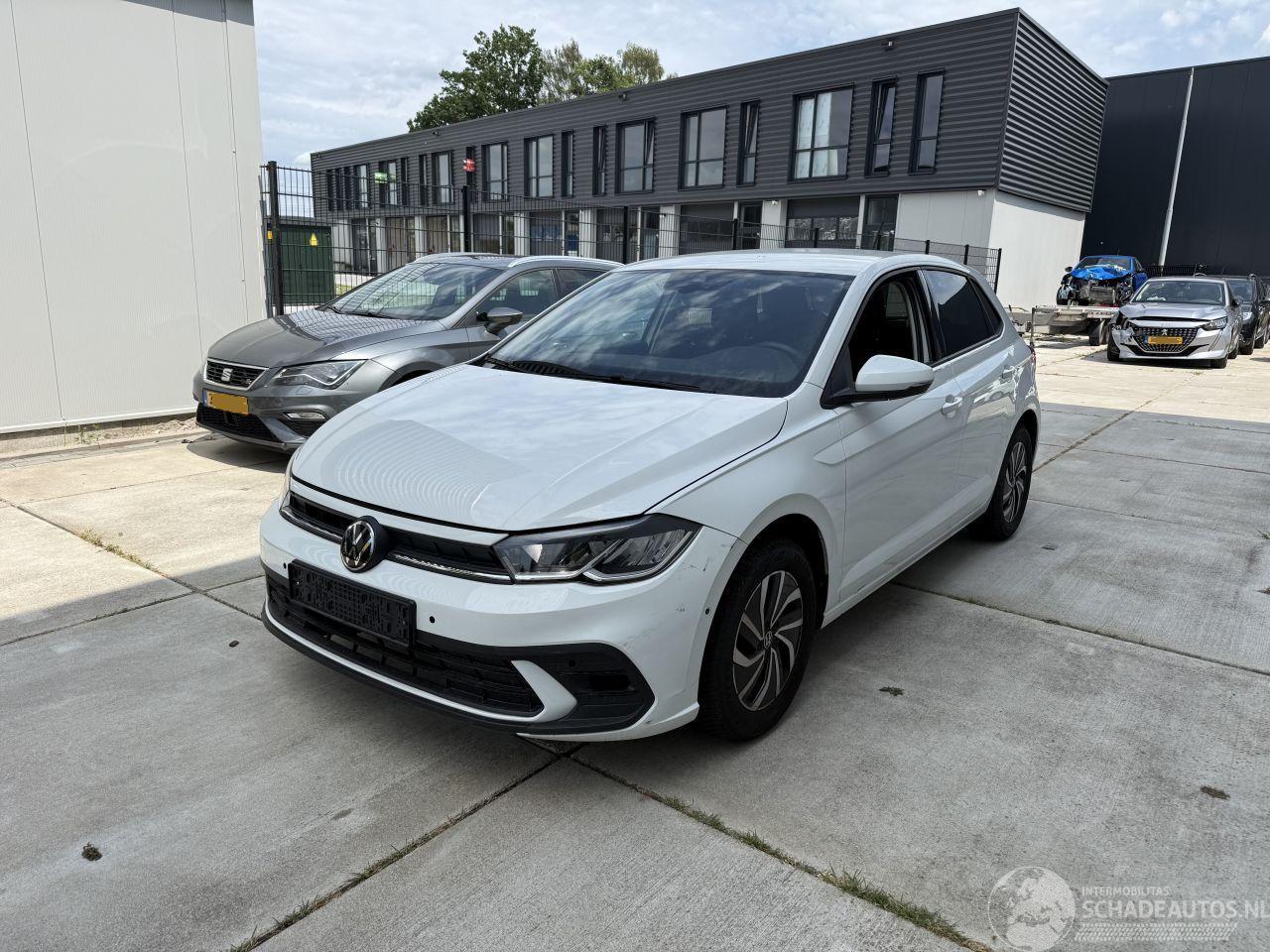Volkswagen Polo 1.0TSI LIFE 95PK - NAVI - CAMERA - LED