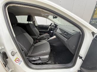 Volkswagen Polo 1.0TSI LIFE 95PK - NAVI - CAMERA - LED picture 12