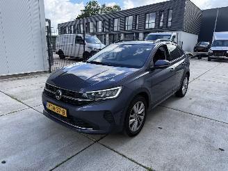 krockskadad bil auto Volkswagen Taigo 1.0TSI LIFE EDITION - CAMERA - KEYLESS - NAVI 2025/7
