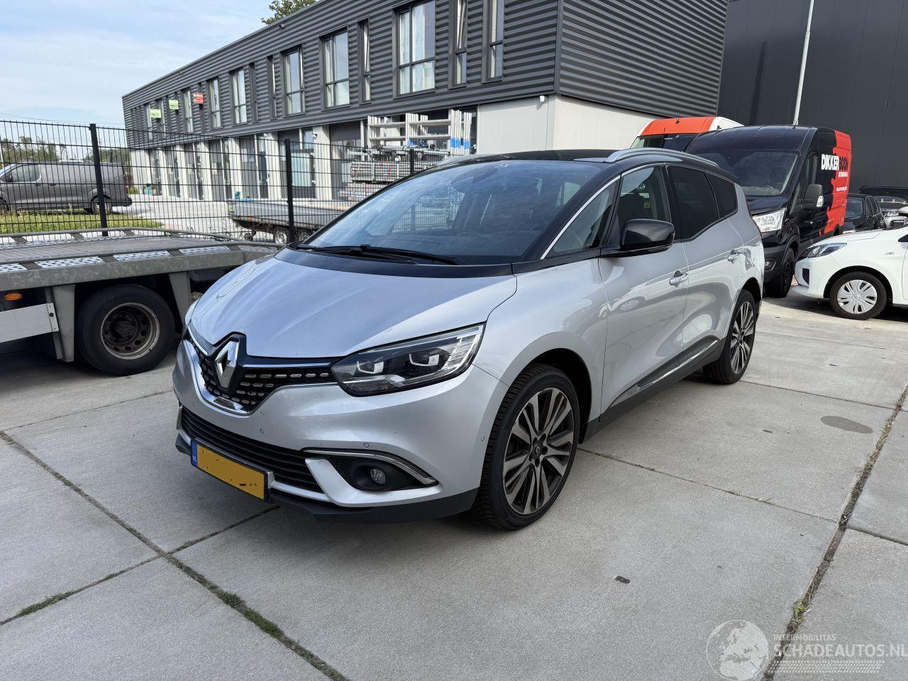 Renault Grand-scenic 1.3TCe Initiale Paris 7P - AUTOMAAT - PANO - CLIMA - CAMERA