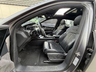 Audi E-tron 55Quatro 95 kWh 360 CAMERA-NAVI-LEDER-PANO-408 PK picture 8