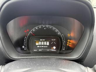 Toyota Aygo X-1.0 VVT-i MT First-CLIMA-CAMERA-CRUISE picture 15