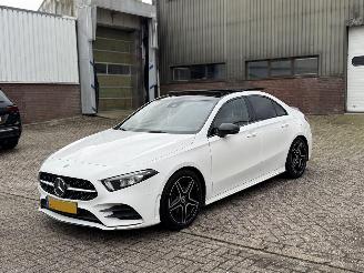 škoda osobní automobily Mercedes A-klasse 200 163Pk Automaat AMG Pakket Pano Launch Edition Premium 2019/7